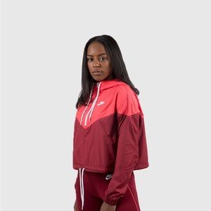 Nike Cropped Windbreaker Orange and Red🧡❤️SIZE M